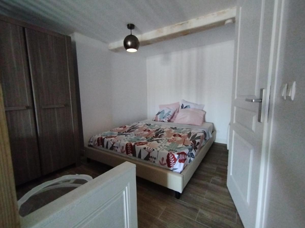 Trevoux: Loft Ravissant Avec Terrasse Διαμέρισμα Εξωτερικό φωτογραφία