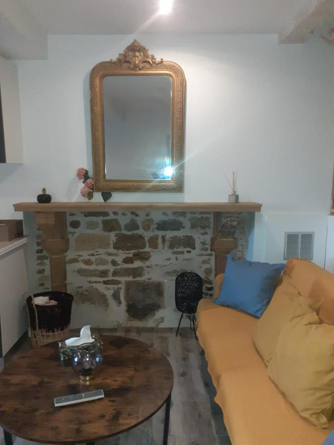 Trevoux: Loft Ravissant Avec Terrasse Διαμέρισμα Εξωτερικό φωτογραφία